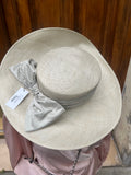Chapeau écru large