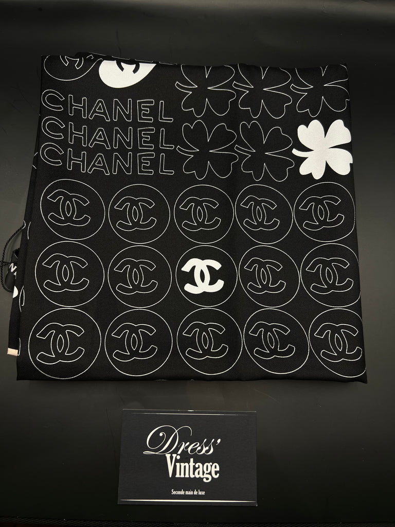 Foulard Chanel Noir