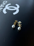 Boucles d'oreilles CC perles Chanel