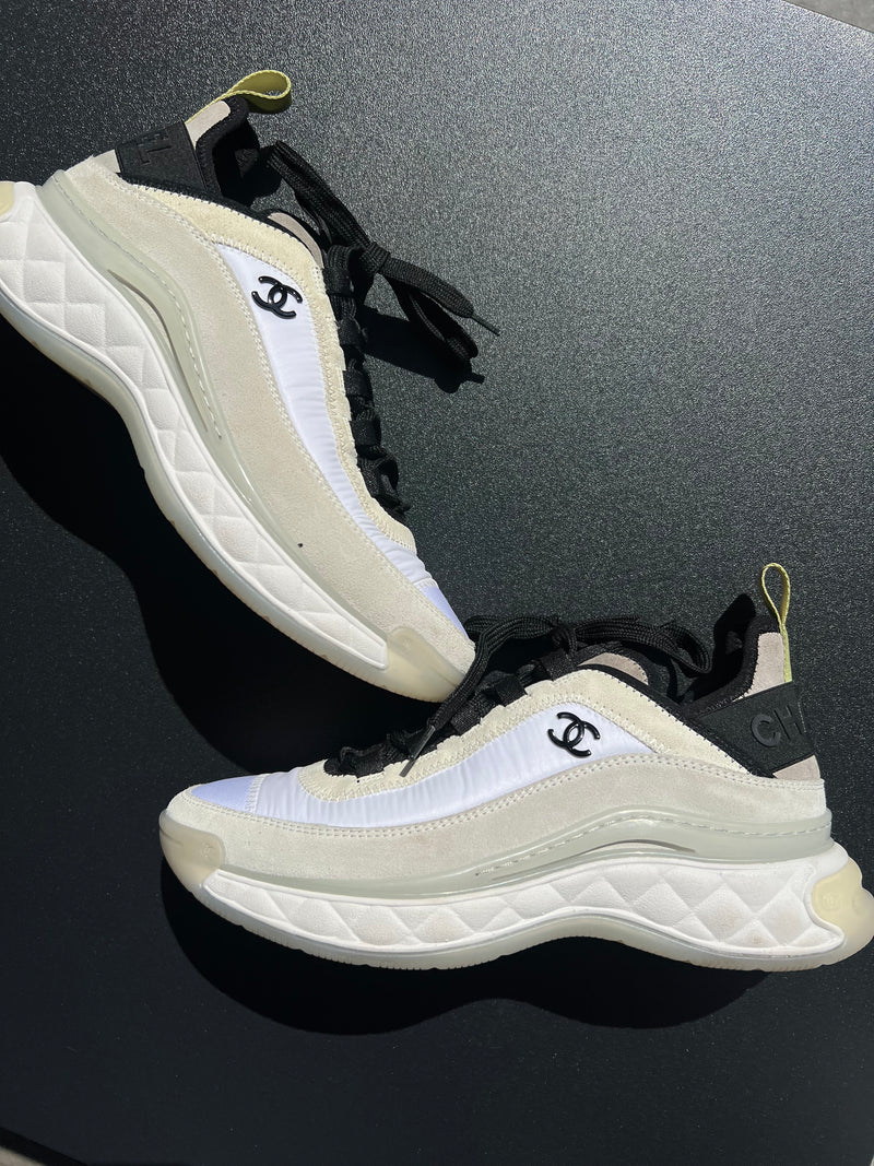 Sneakers Chanel blanches