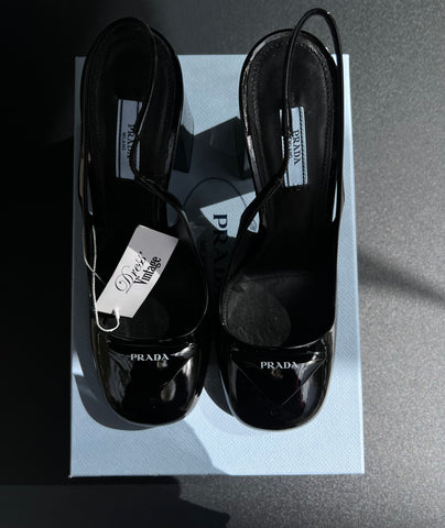 Slingback Prada noir vernis