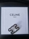 Broche Céline Triomphe Frame