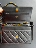 WOC Chanel noir cuir grainé