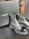 Bottines Chanel bout vernis