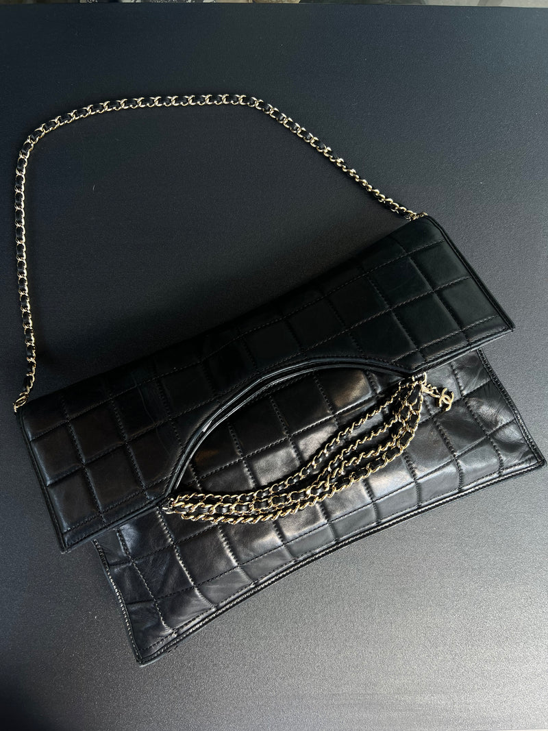 Pochette en cuir Chanel noir