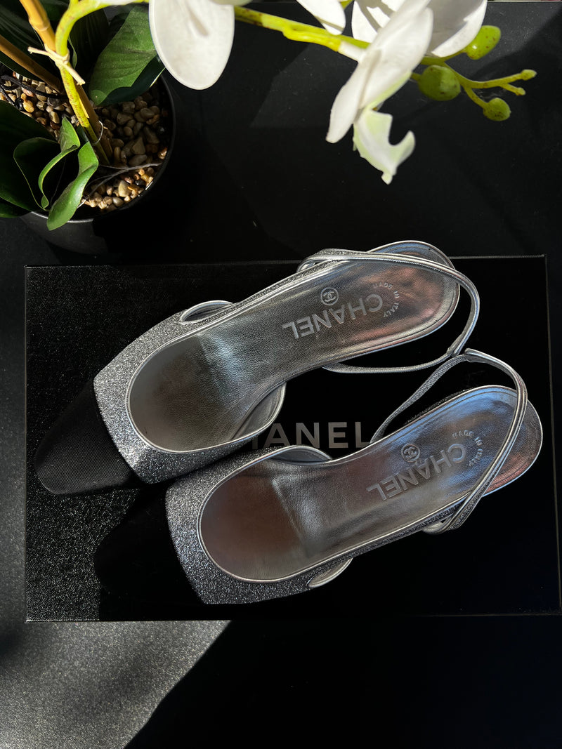 Slingback Chanel argent