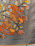 Étole Hermès Fleurs et Papillons de tissus