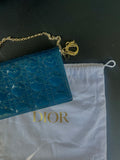 Pochette Dior « Lady » bleu canard vernis avec housse
