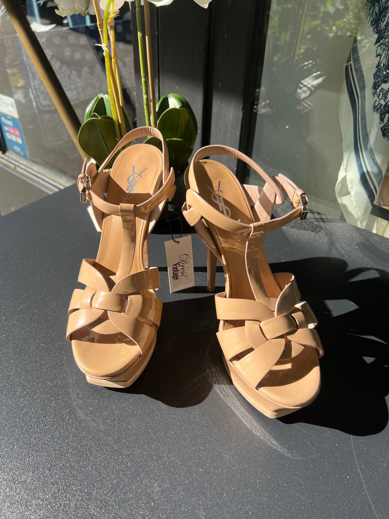 Sandales Yves Saint Laurent nudes