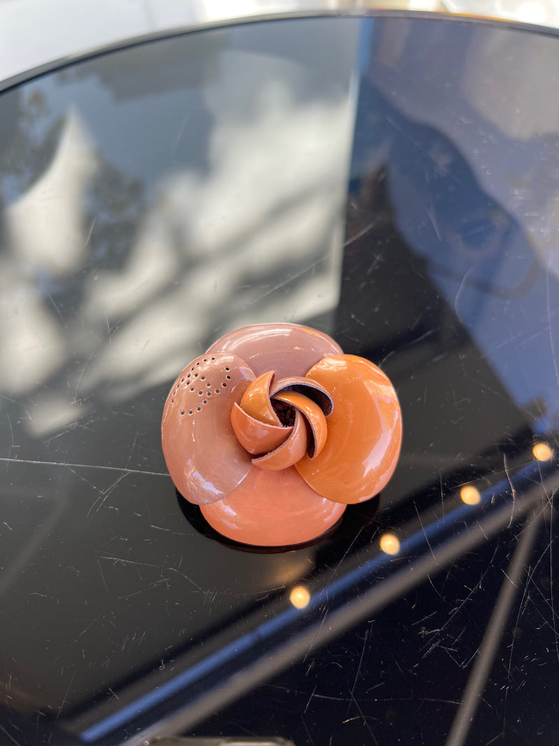 Broche Chanel Camélia Vintage