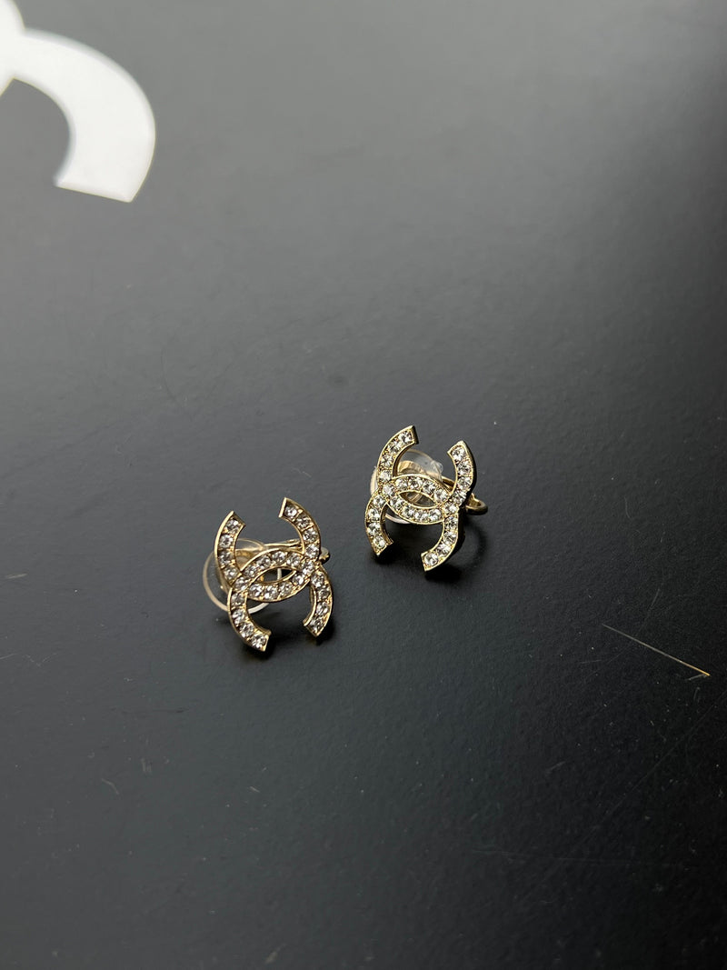 Boucles d'oreilles Chanel strass/clip