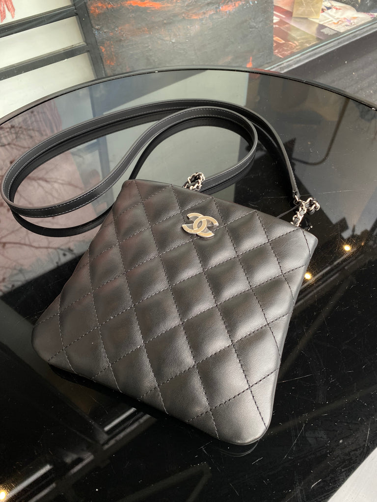 Sac pochette chanel hotsell