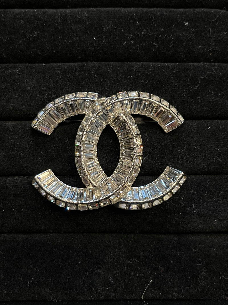 Broche baguettes Chanel