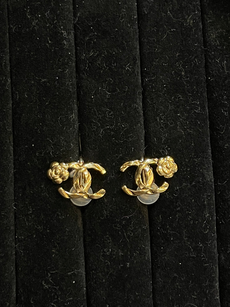 Boucles d’oreilles Camélia CC Chanel
